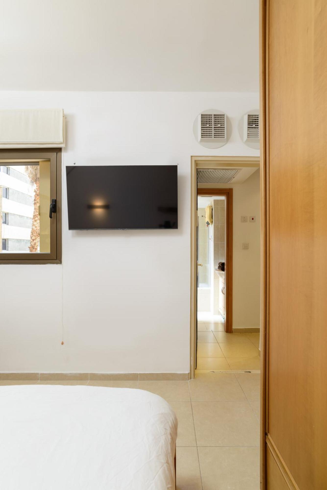 Cosy 1Br Near Beach By Feelhome Tel Awiw Zewnętrze zdjęcie